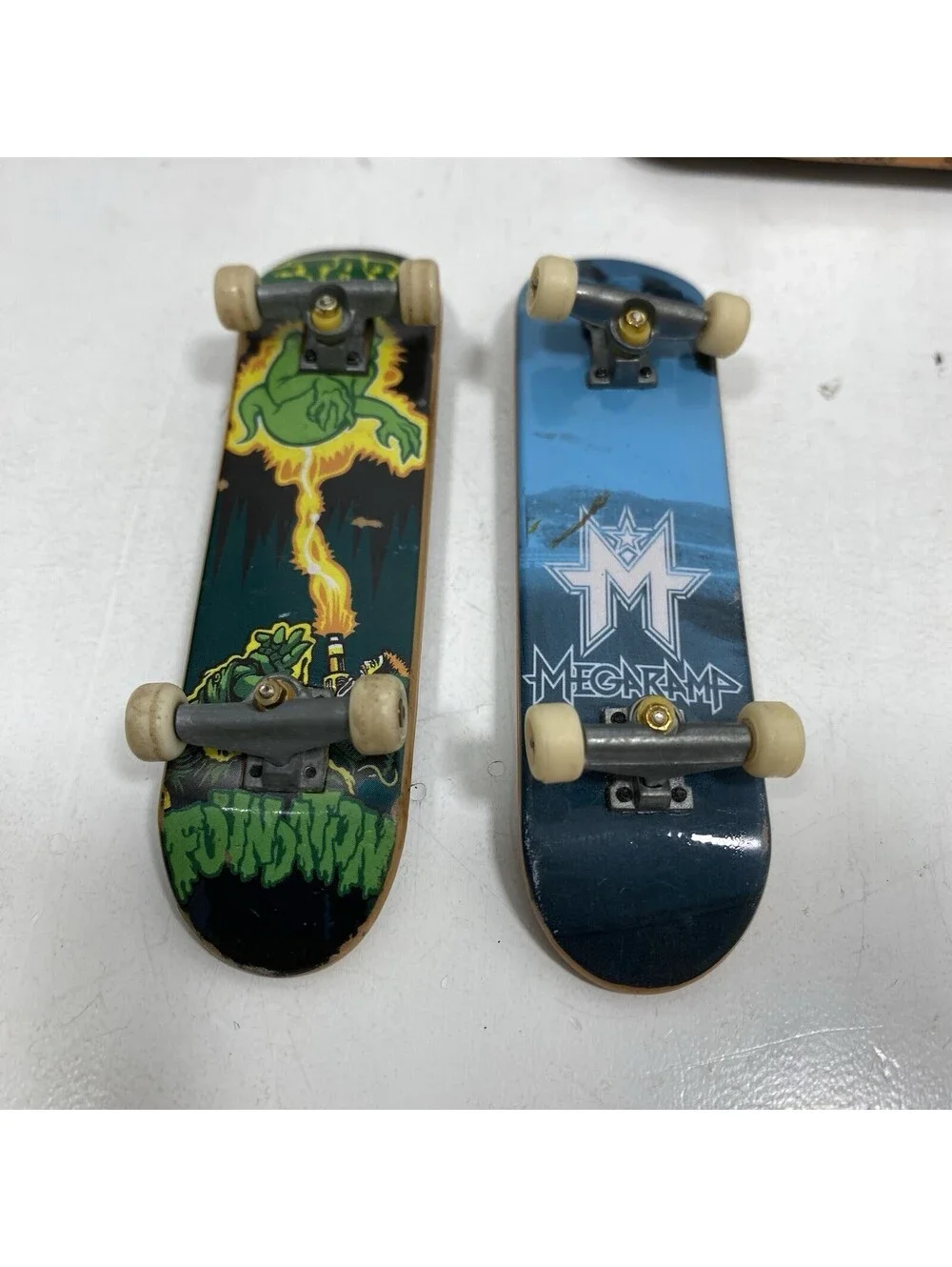 TECH DECK Transforming SK8 Container Pro Modular Skatepark Board & 7 Skateboards